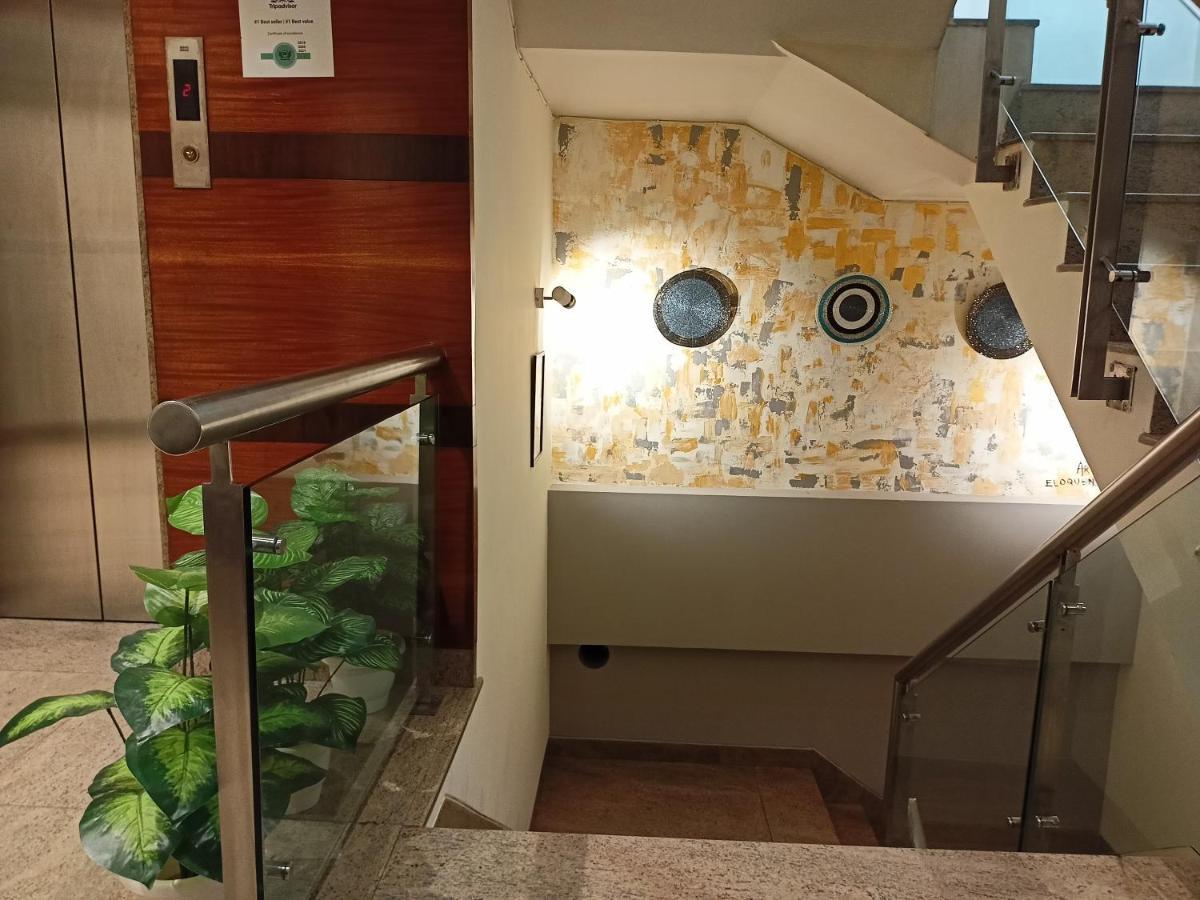 Cosy Grand, Chanakyapuri By The Cosy Hotels New Delhi Bagian luar foto