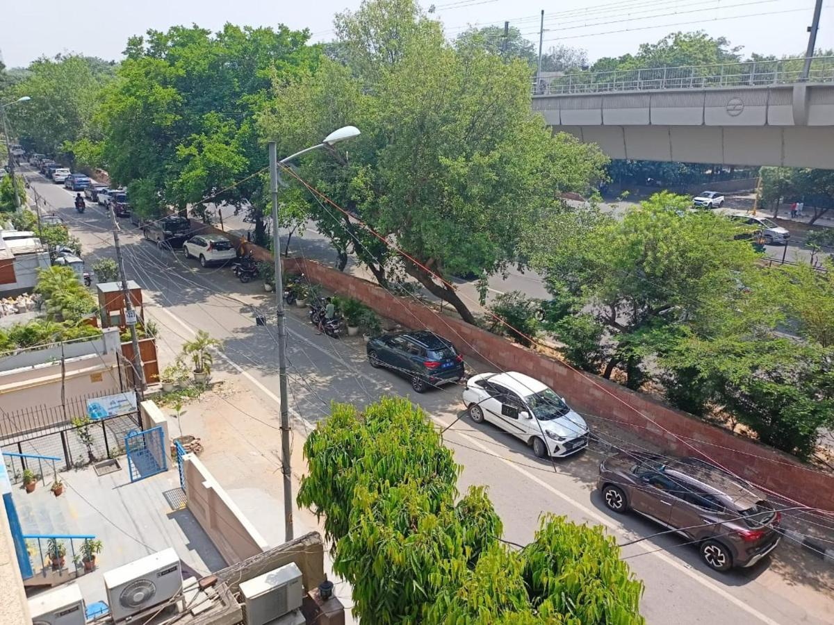 Cosy Grand, Chanakyapuri By The Cosy Hotels New Delhi Bagian luar foto