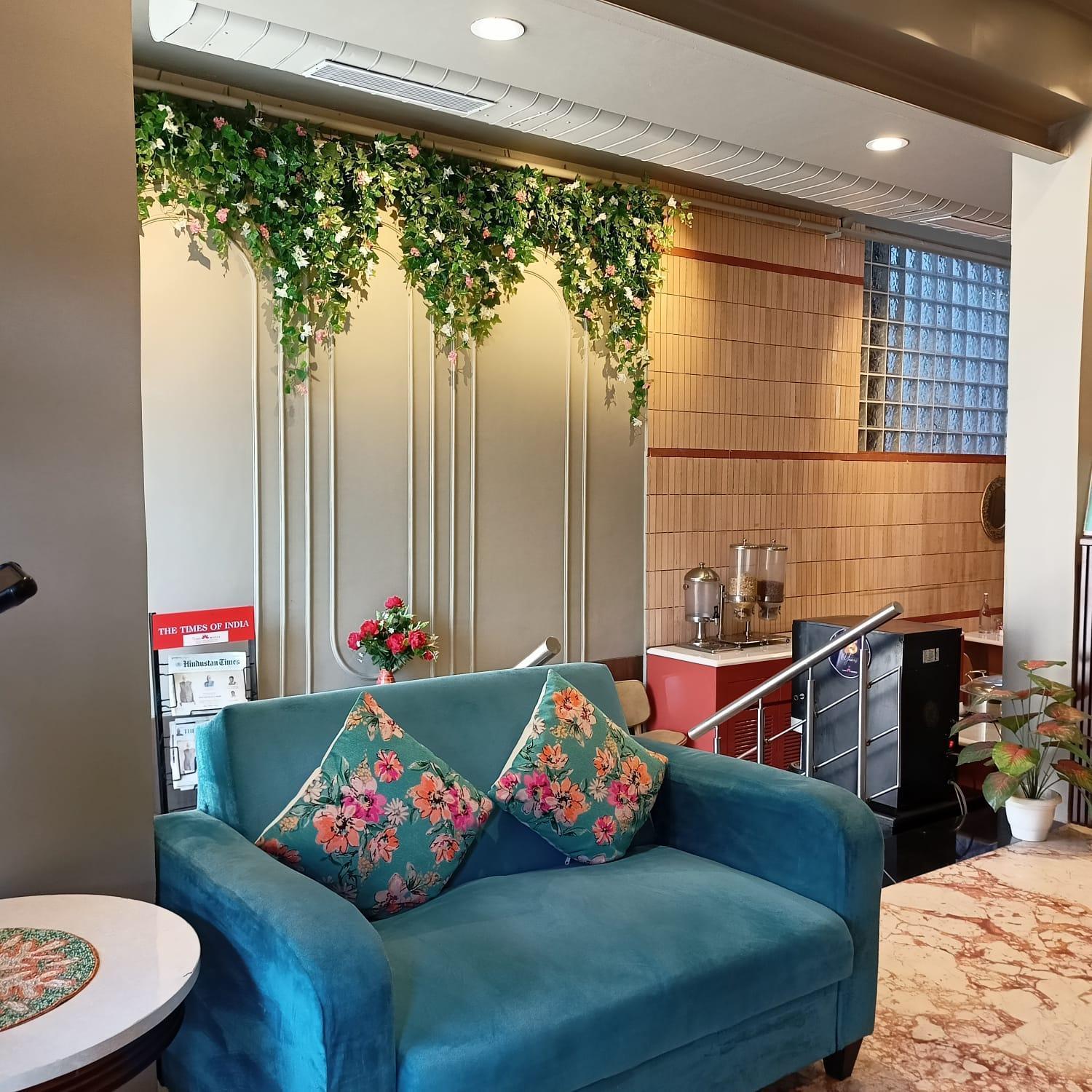 Cosy Grand, Chanakyapuri By The Cosy Hotels New Delhi Bagian luar foto