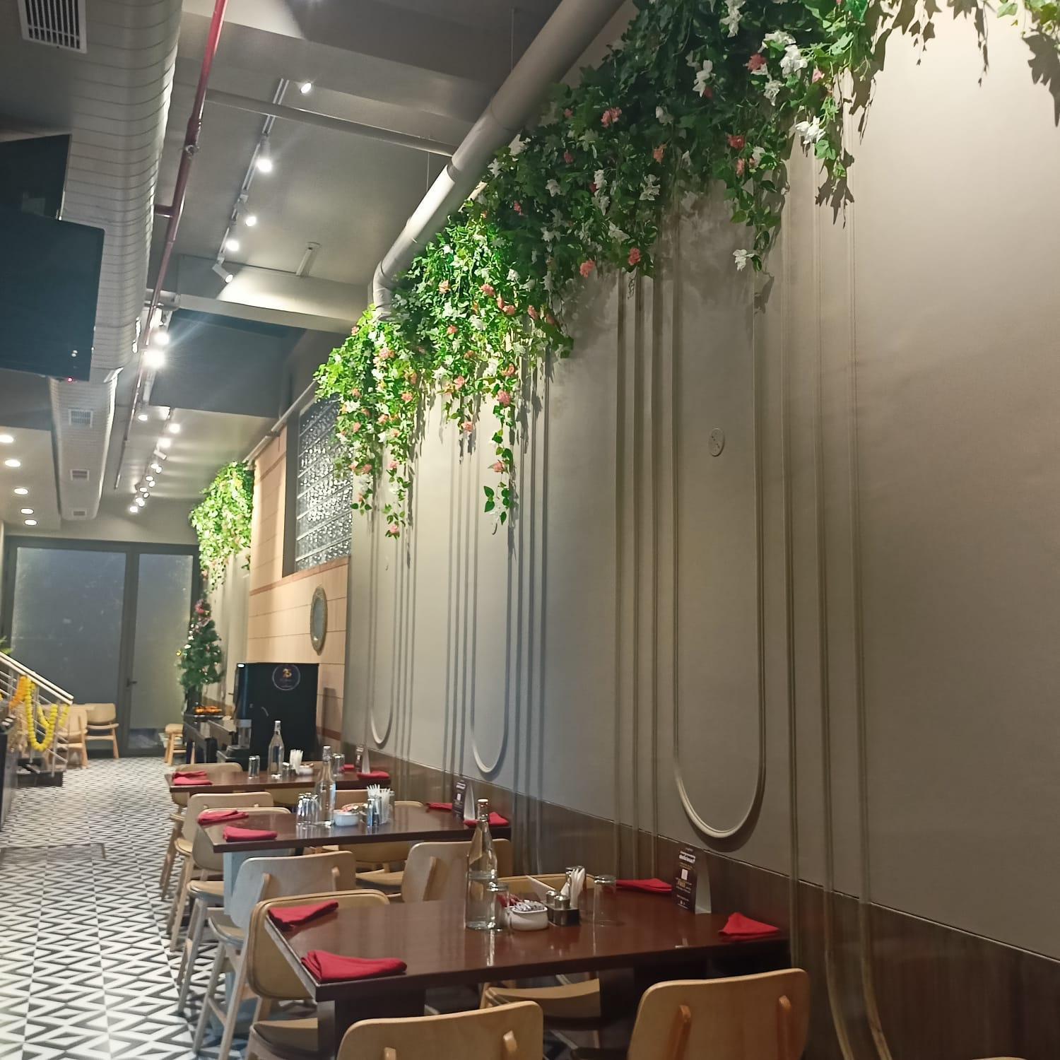 Cosy Grand, Chanakyapuri By The Cosy Hotels New Delhi Bagian luar foto