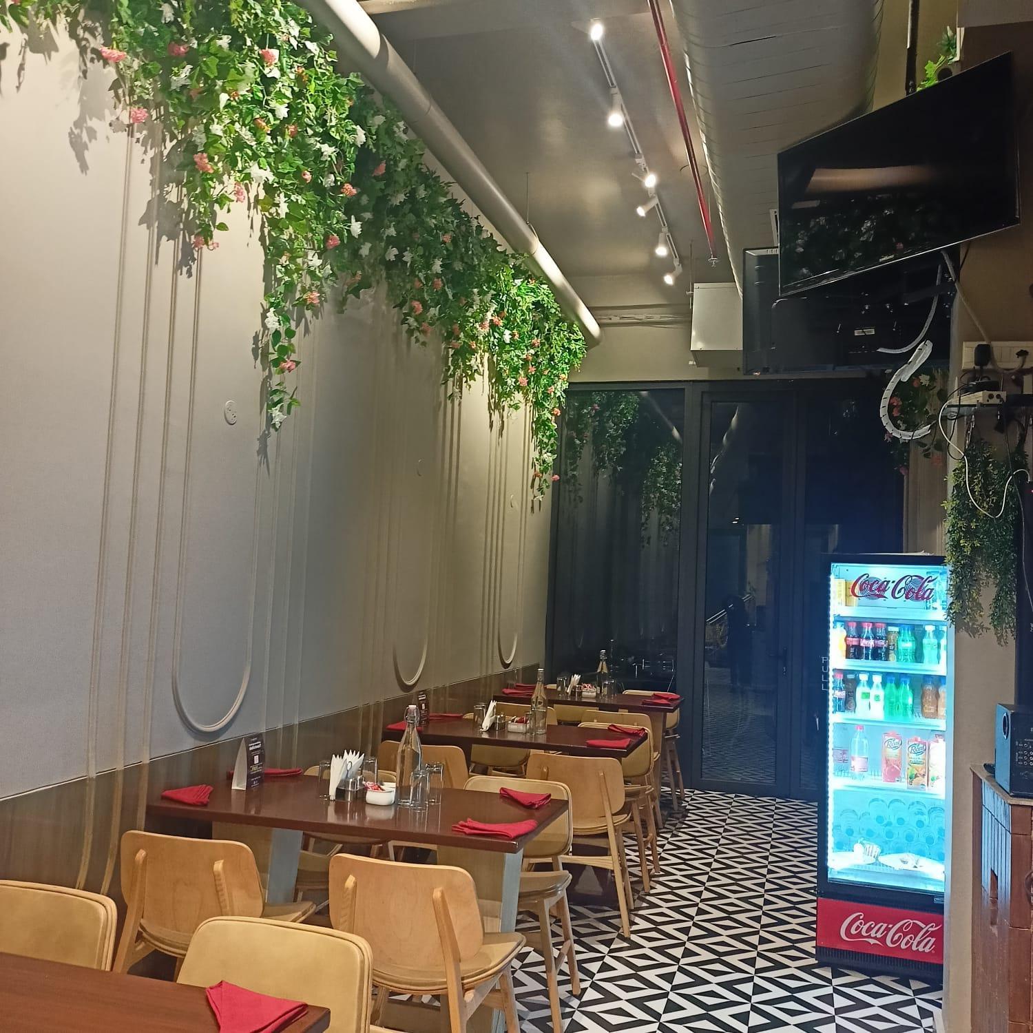 Cosy Grand, Chanakyapuri By The Cosy Hotels New Delhi Bagian luar foto