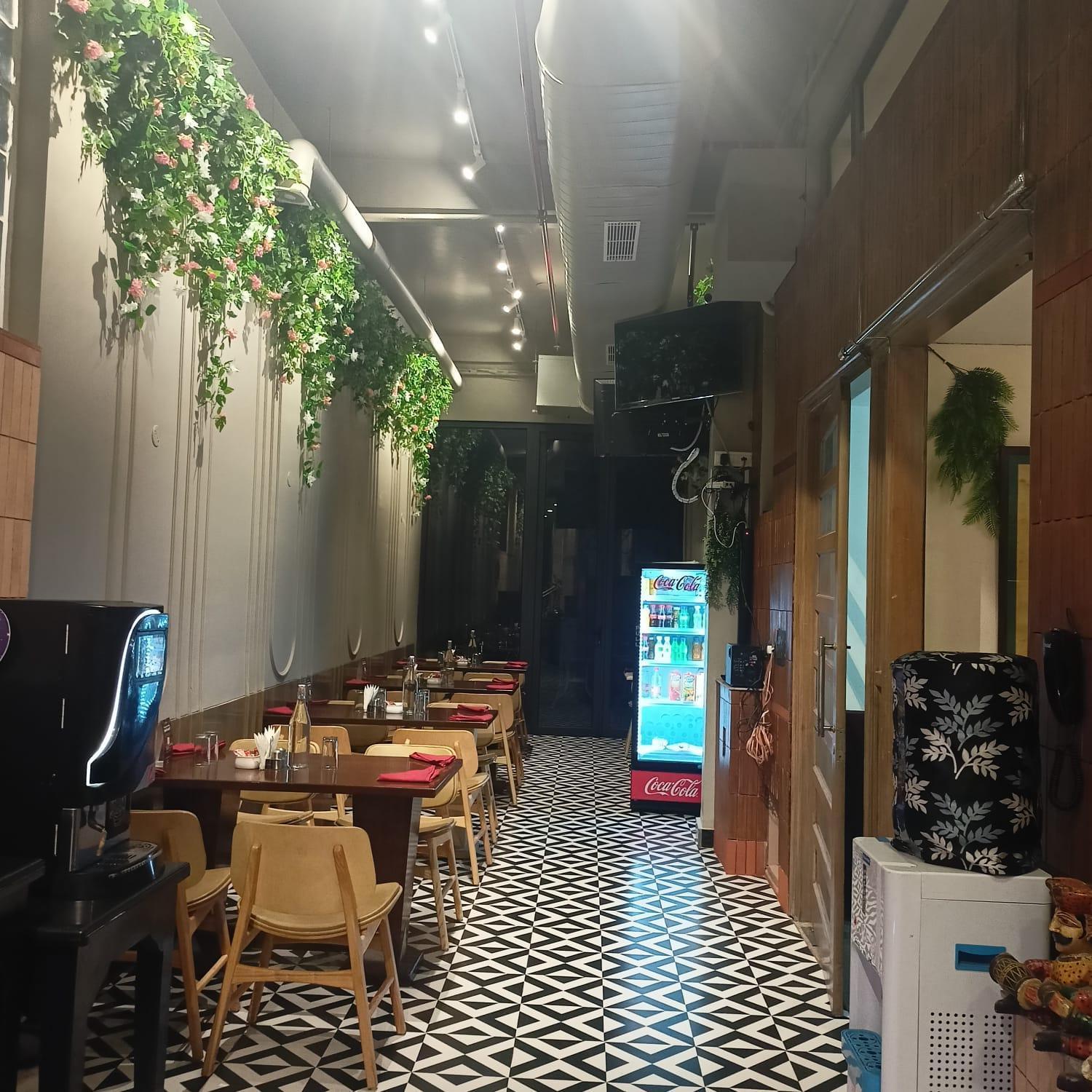 Cosy Grand, Chanakyapuri By The Cosy Hotels New Delhi Bagian luar foto